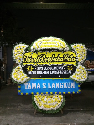 Papan Bunga Duka di Seram Utara Barat